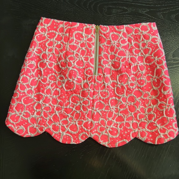 Lilly Pulitzer Floral Buttercup Scalloped Tate Skirt in Size 00 - Picture 4 of 6